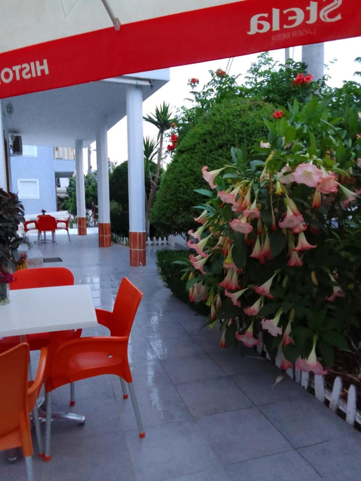 Vila Hergi Sarande Luaran gambar